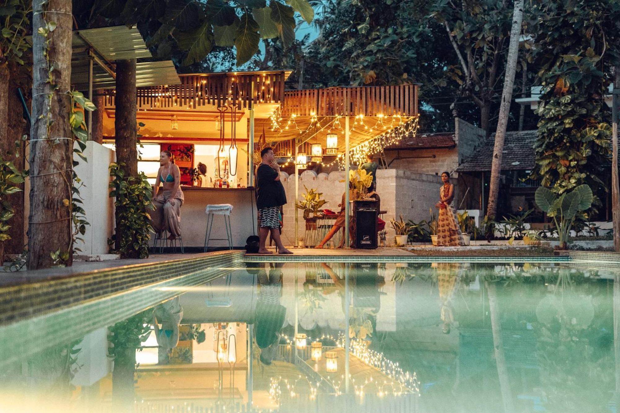 Paddlecult Surf Retreat Bed & Breakfast Varkala Bagian luar foto