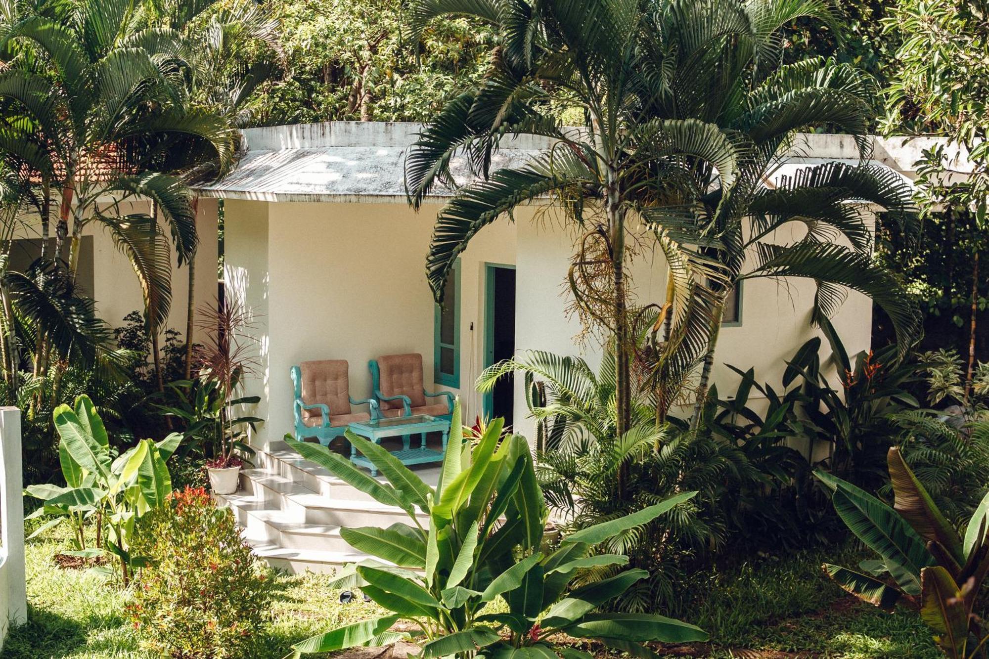 Paddlecult Surf Retreat Bed & Breakfast Varkala Bagian luar foto