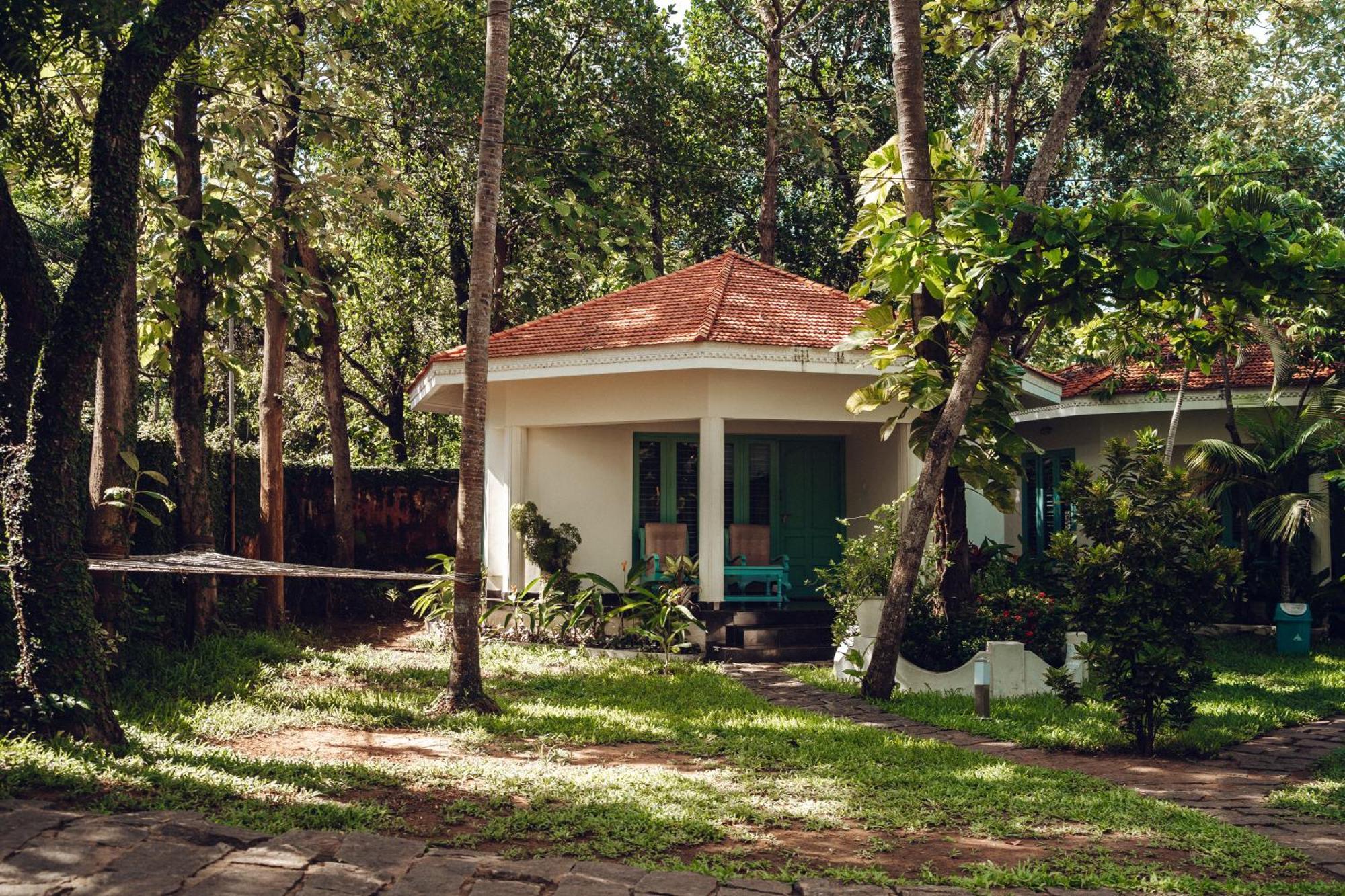 Paddlecult Surf Retreat Bed & Breakfast Varkala Bagian luar foto